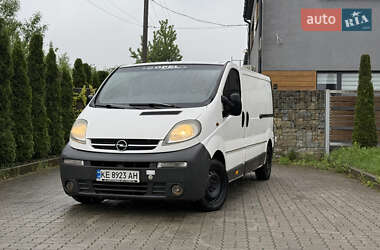 Грузовой фургон Opel Vivaro 2004 в 