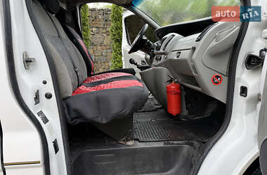 Грузовой фургон Opel Vivaro 2004 в 