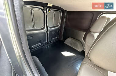 Мінівен Opel Vivaro 2015 в 