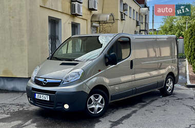 Вантажний фургон Opel Vivaro 2014 в 