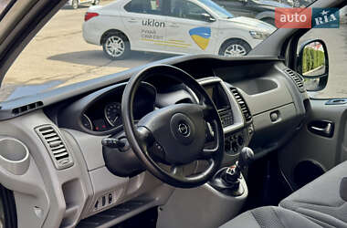 Вантажний фургон Opel Vivaro 2014 в 