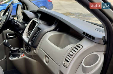 Вантажний фургон Opel Vivaro 2014 в 