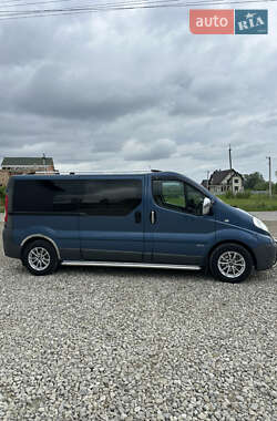 Мінівен Opel Vivaro 2014 в 