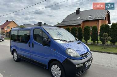 Минивэн Opel Vivaro 2004 в 