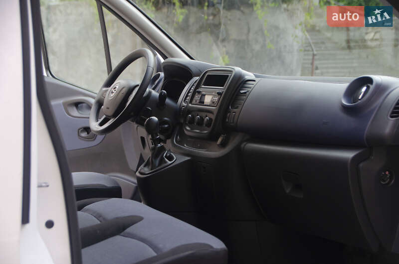 Минивэн Opel Vivaro 2017 в Кременце