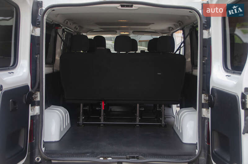 Минивэн Opel Vivaro 2017 в Кременце