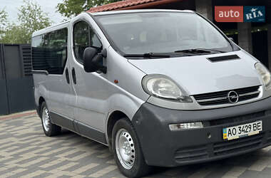 Мінівен Opel Vivaro 2005 в Мукачевому