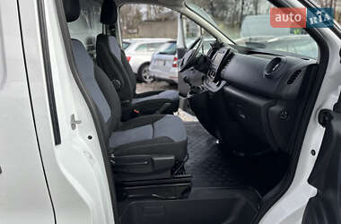 Грузовой фургон Opel Vivaro 2017 в 