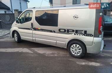 Минивэн Opel Vivaro 2008 в Ровно