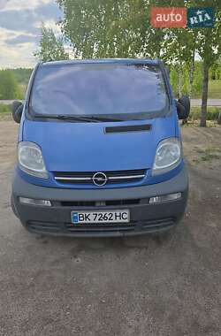 Мінівен Opel Vivaro 2005 в Сарнах