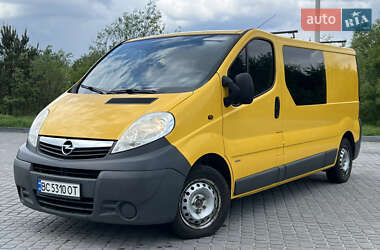 Вантажний фургон Opel Vivaro 2010 в Львові