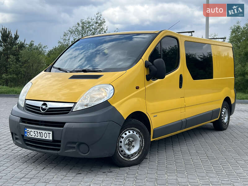 Грузовой фургон Opel Vivaro 2010 в 