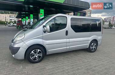 Мінівен Opel Vivaro 2011 в 