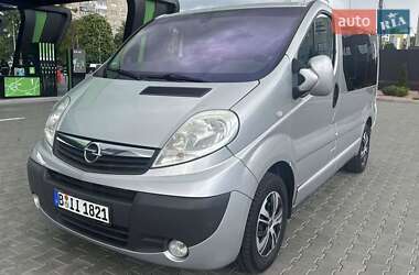 Мінівен Opel Vivaro 2011 в 