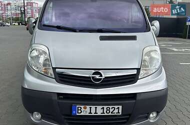 Мінівен Opel Vivaro 2011 в 