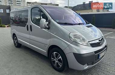 Мінівен Opel Vivaro 2011 в 