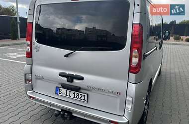 Мінівен Opel Vivaro 2011 в 