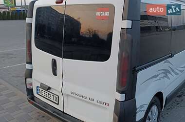 Минивэн Opel Vivaro 2004 в 