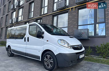 Минивэн Opel Vivaro 2011 в Львове