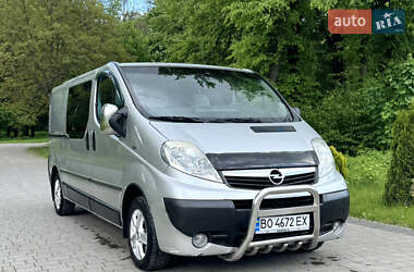 Минивэн Opel Vivaro 2010 в 