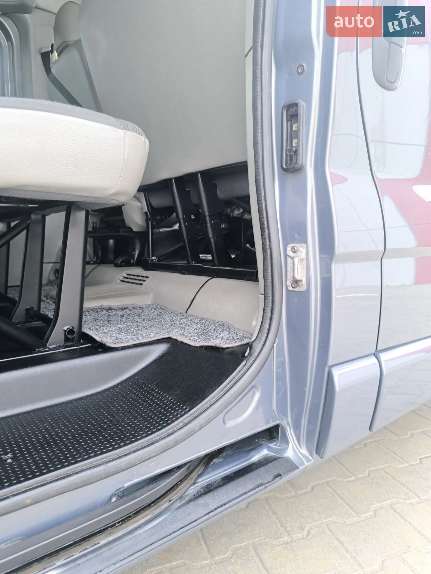 2011 Opel Vivaro - мініатюра 152