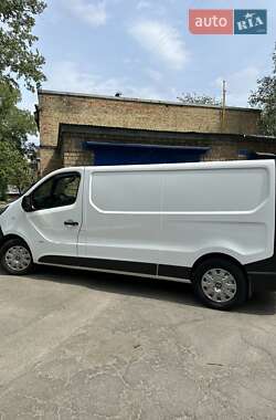 Вантажний фургон Opel Vivaro 2015 в 