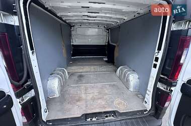 Вантажний фургон Opel Vivaro 2015 в 