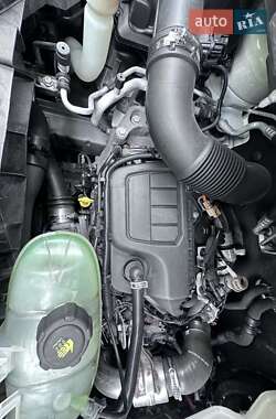 Вантажний фургон Opel Vivaro 2015 в 