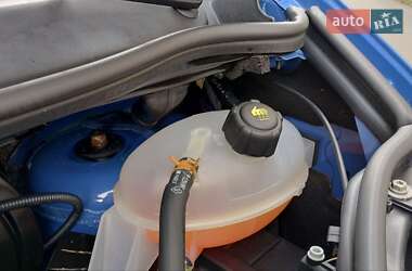 Грузовой фургон Opel Vivaro 2014 в 
