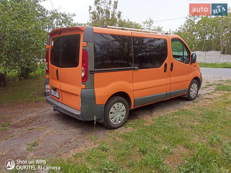 Мінівен Opel Vivaro 2010 в Дніпрі фото 7 Мінівен Opel Vivaro 2010 в Дніпрі