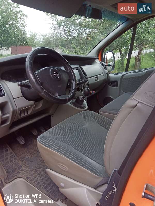 Мінівен Opel Vivaro 2010 в Дніпрі фото 11 Мінівен Opel Vivaro 2010 в Дніпрі
