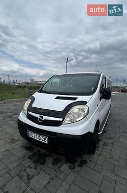 Мінівен Opel Vivaro 2013 в 