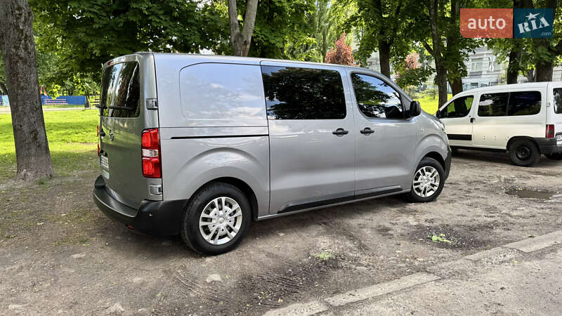 Мінівен Opel Vivaro 2020 в Києві