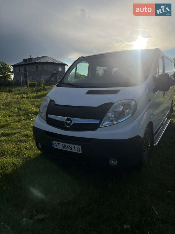 Мінівен Opel Vivaro 2007 в 