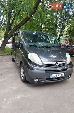 Минивэн Opel Vivaro 2012 в Львове