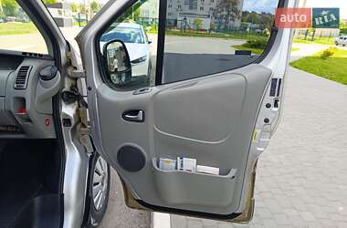 Мінівен Opel Vivaro 2009 в 