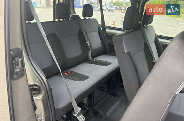 Минивэн Opel Vivaro 2015 в 