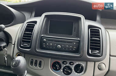 Мінівен Opel Vivaro 2013 в 