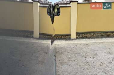 Мінівен Opel Vivaro 2013 в 