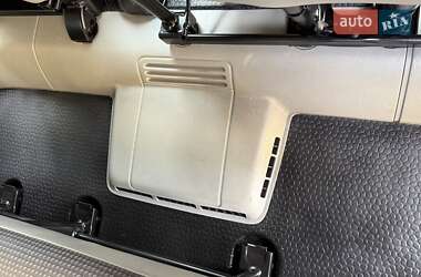 Мінівен Opel Vivaro 2013 в 