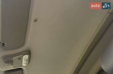 Мінівен Opel Vivaro 2013 в 