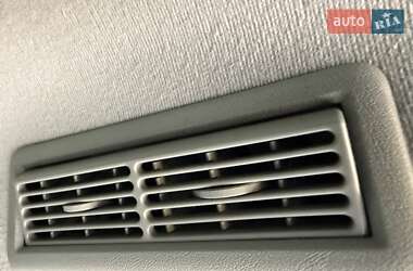 Мінівен Opel Vivaro 2013 в 