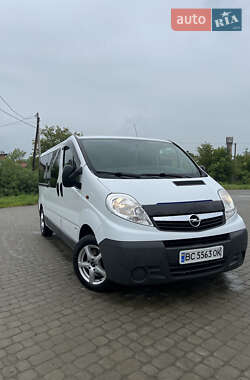 Мінівен Opel Vivaro 2008 в Дрогобичі