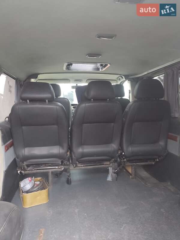 Минивэн Opel Vivaro 2005 в Мостиске