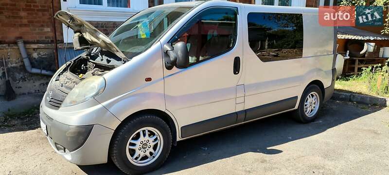 Минивэн Opel Vivaro 2007 в Черновцах
