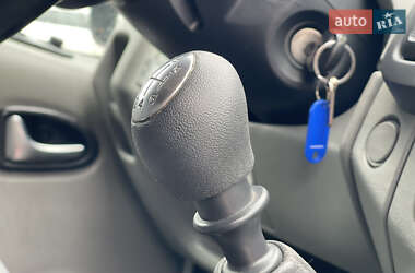 Грузовой фургон Opel Vivaro 2014 в 