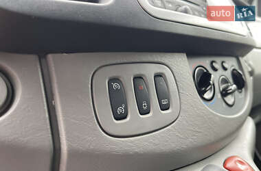 Грузовой фургон Opel Vivaro 2014 в 