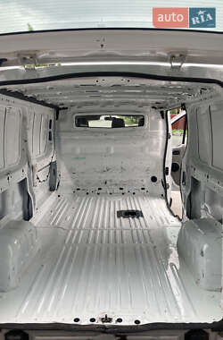 Грузовой фургон Opel Vivaro 2012 в 