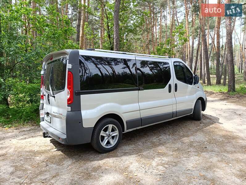Минивэн Opel Vivaro 2012 в Харькове