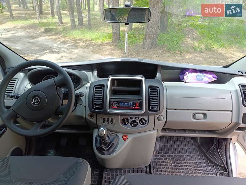 Минивэн Opel Vivaro 2012 в Харькове